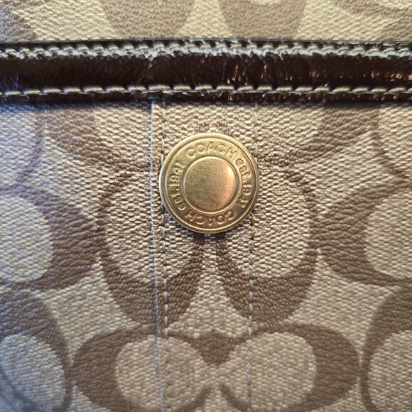 Coach Heritage Signature Stripe Tan/Brown/Red Bucket Bag - Picture 6 of 13